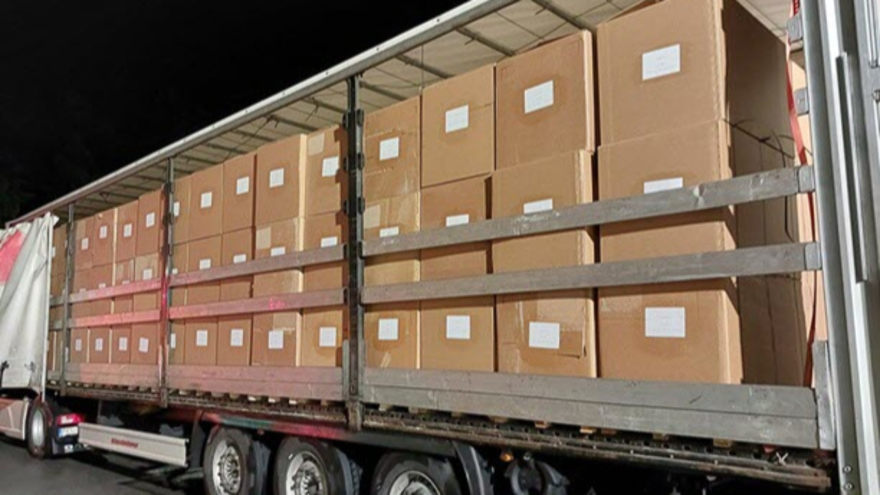 Modane : La douane saisit 16 tonnes de tabac dans un camion