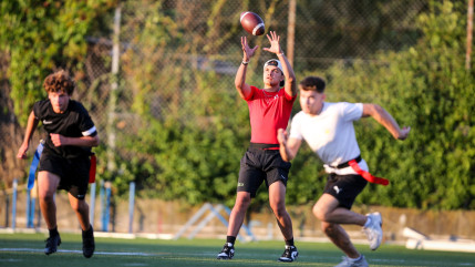 Des futurs athl&egrave;tes olympiques de Flag Football en stage &agrave; Thonon (interview)