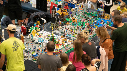 Les amoureux des briques Lego ont rendez-vous à Evian (interview) Les amoureux des briques Lego ont rendez-vous à Evian (interview)