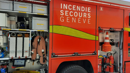 Un incendie d'école à Genève, un accident grave en Savoie et un feu à Mésigny Un incendie d'école à Genève, un accident grave en Savoie et un feu à Mésigny
