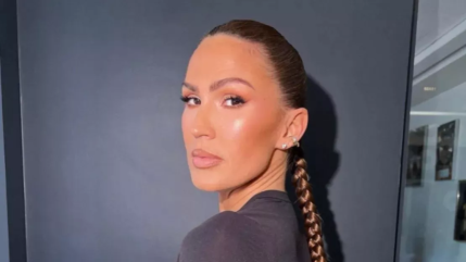 Vitaa : Son documentaire bientôt à la TV ! Vitaa : Son documentaire bientôt à la TV !